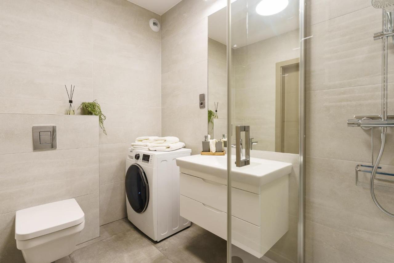 Apartamenty Fenomen - Premium Park & Sea, Nadmorskie Tarasy Free Parking, Swimming Pool, Sauna And Other! Kołobrzeg Exteriör bild