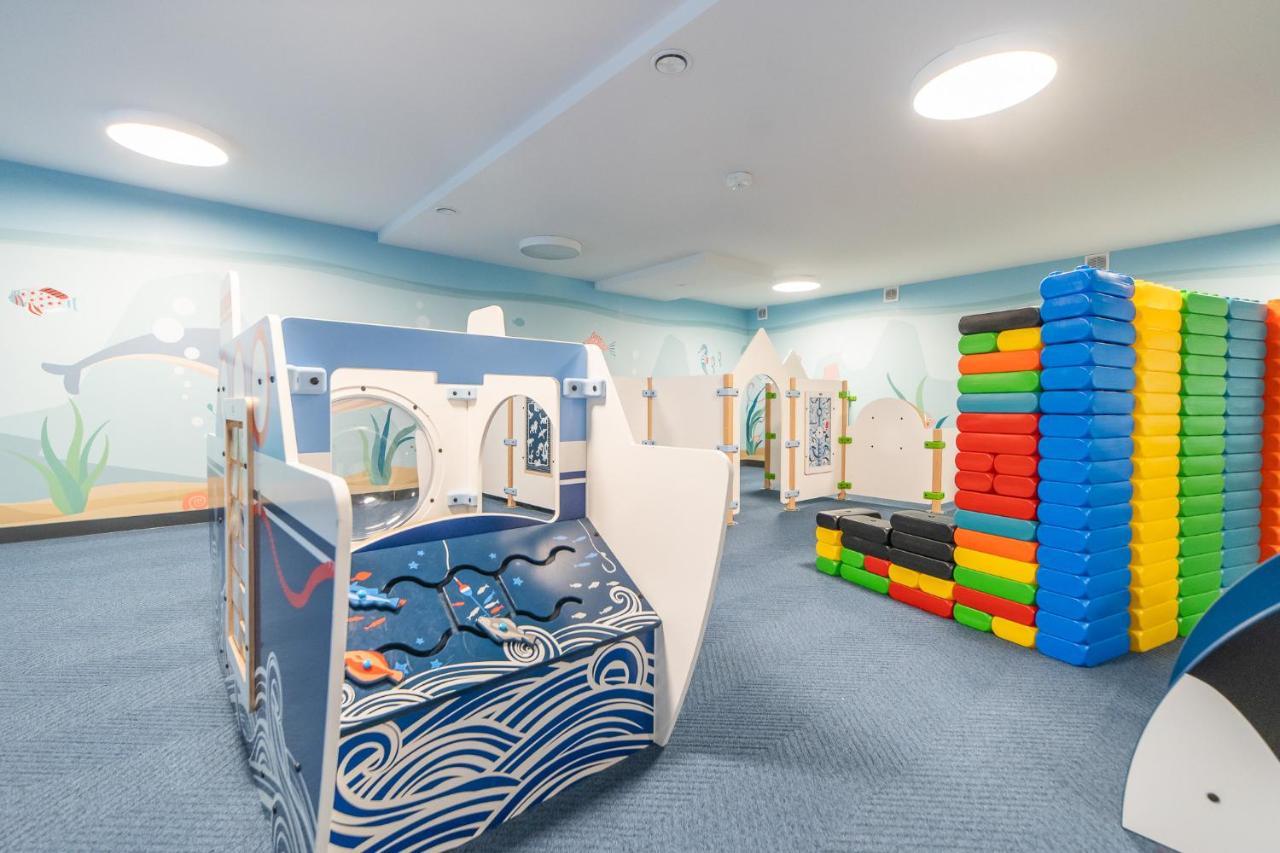 Apartamenty Fenomen - Premium Park & Sea, Nadmorskie Tarasy Free Parking, Swimming Pool, Sauna And Other! Kołobrzeg Exteriör bild