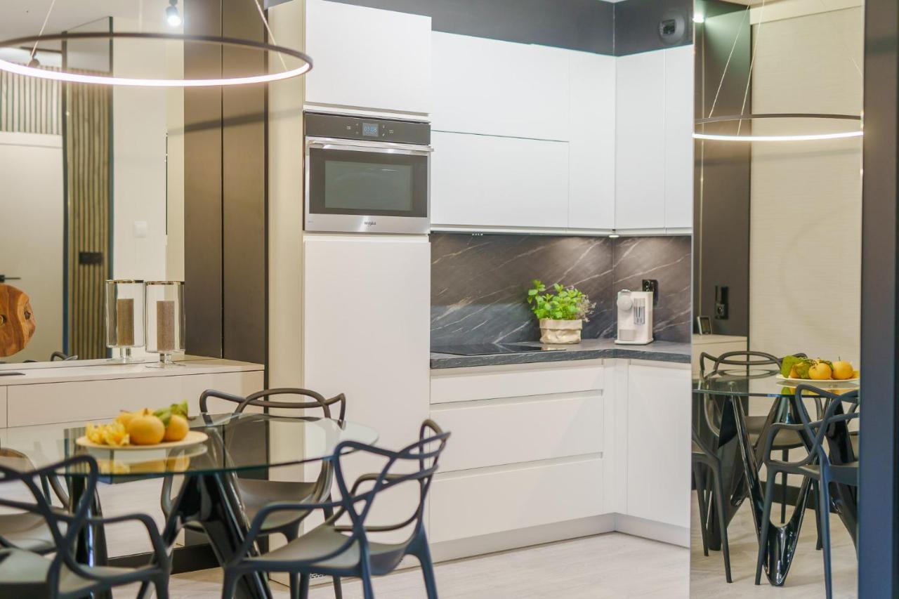 Apartamenty Fenomen - Premium Park & Sea, Nadmorskie Tarasy Free Parking, Swimming Pool, Sauna And Other! Kołobrzeg Exteriör bild